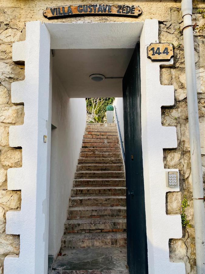 Marseille-Au-Bord-De-L'Eau Villa Luaran gambar